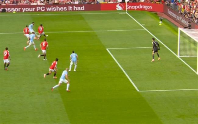Rooney khó hiểu với bàn thắng của Haaland vào lưới MU 1